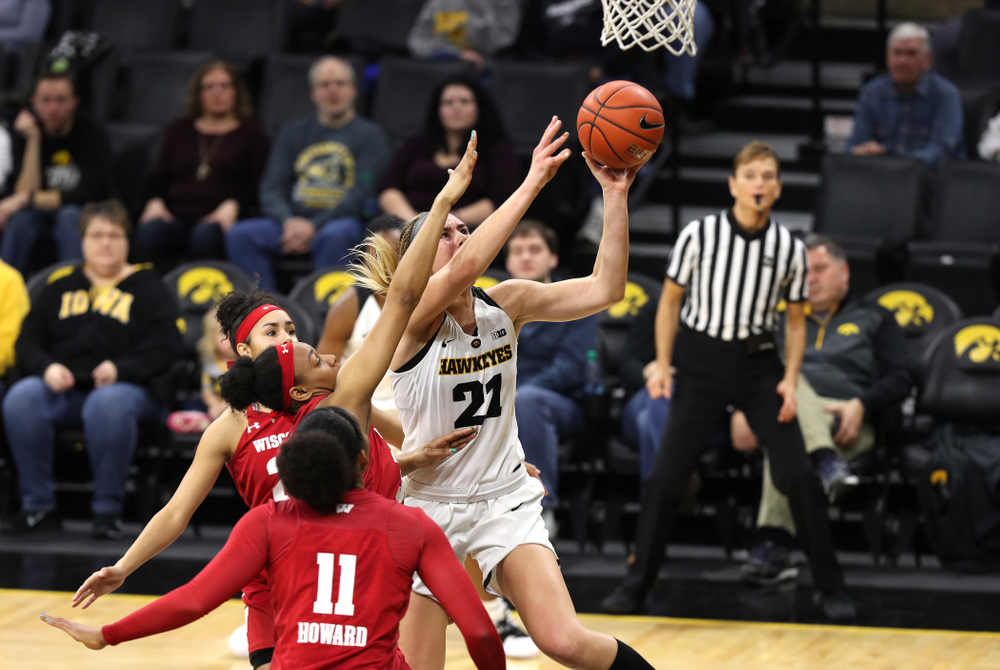Iowa Hawkeyes forward Hannah Stewart (21) against the Wisconsin Badgers Monday, January 7, 2019 at Carver-Hawkeye Arena. (Brian Ray/hawkeyesports.com)
