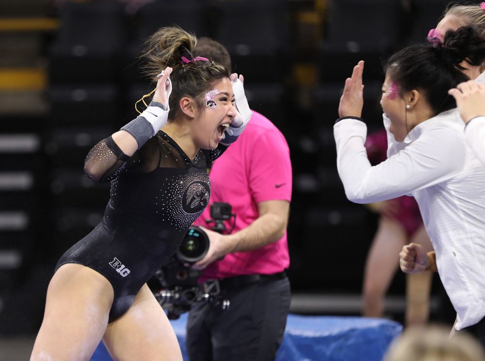 Iowa's Nicole Chow competes on the beam against the Minnesota Golden Gophers Saturday, January 19, 2019 at Carver-Hawkeye Arena. (Brian Ray/hawkeyesports.com)