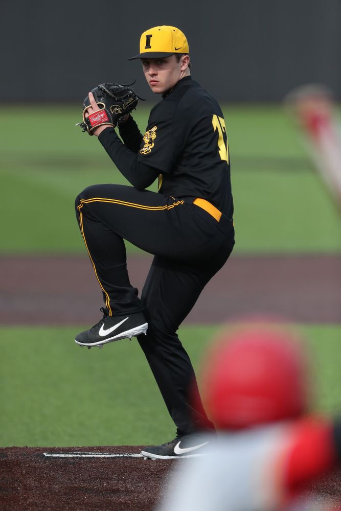Iowa Hawkeyes Clayton Nettleton (17) against Simpson College Tuesday, March 19, 2019 at Duane Banks Field. (Brian Ray/hawkeyesports.com)