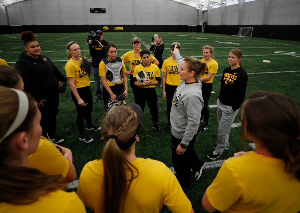 The Iowa Hawkeye practice Thursday, February 1, 2018 at the Hawkeye Tennis and Recreation Complex. (Brian Ray/hawkeyesports.com)