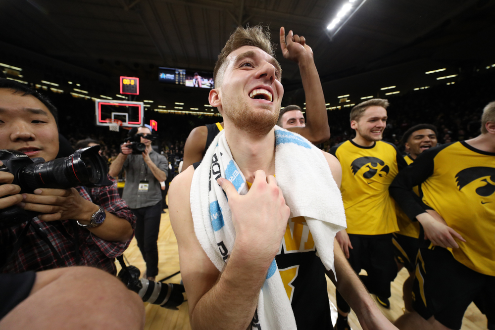 Iowa Hawkeyes guard Jordan Bohannon (3) celebrates after defeating the Indiana Hoosiers in overtime Friday, February 22, 2019 at Carver-Hawkeye Arena. (Brian Ray/hawkeyesports.com)