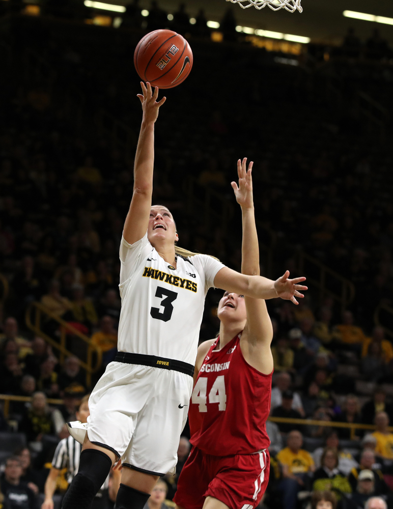 Iowa Hawkeyes guard Makenzie Meyer (3) against the Wisconsin Badgers Monday, January 7, 2019 at Carver-Hawkeye Arena. (Brian Ray/hawkeyesports.com)