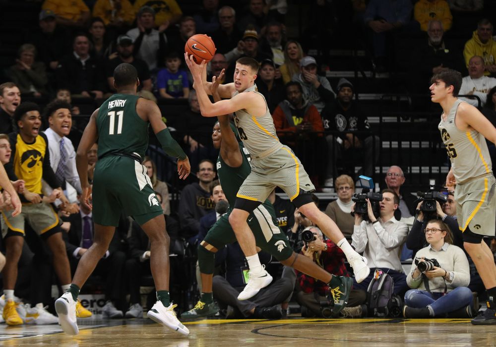 Iowa Hawkeyes guard Joe Wieskamp (10) against the Michigan State Spartans Thursday, January 24, 2019 at Carver-Hawkeye Arena. (Brian Ray/hawkeyesports.com)