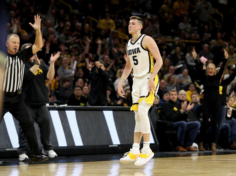 Iowa Hawkeyes guard CJ Fredrick (5) against the Michigan Wolverines Friday, January 17, 2020 at Carver-Hawkeye Arena. (Brian Ray/hawkeyesports.com)