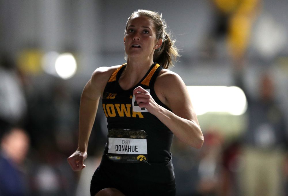 Iowa's Carly Donahue runs the 200-meters during the 2019 Larry Wieczorek Invitational Friday, January 18, 2019 at the Hawkeye Tennis and Recreation Center. (Brian Ray/hawkeyesports.com)