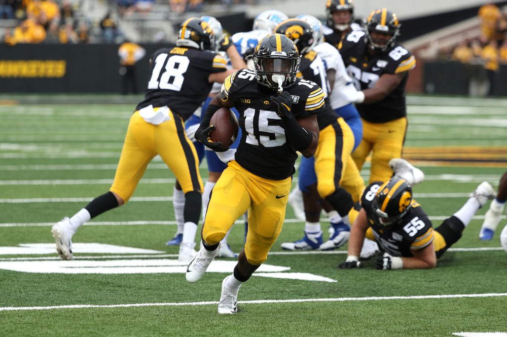 Iowa Hawkeyes running back Tyler Goodson (15) against Middle Tennessee State Saturday, September 28, 2019 at Kinnick Stadium. (Brian Ray/hawkeyesports.com)
