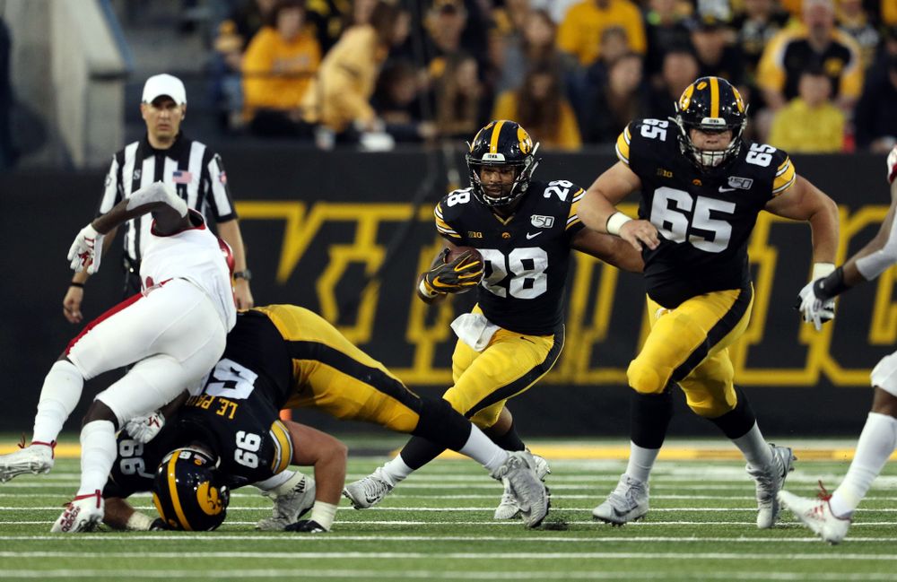 Iowa Hawkeyes running back Toren Young (28) against the Miami RedHawks Saturday, August 31, 2019 at Kinnick Stadium in Iowa City. (Brian Ray/hawkeyesports.com)