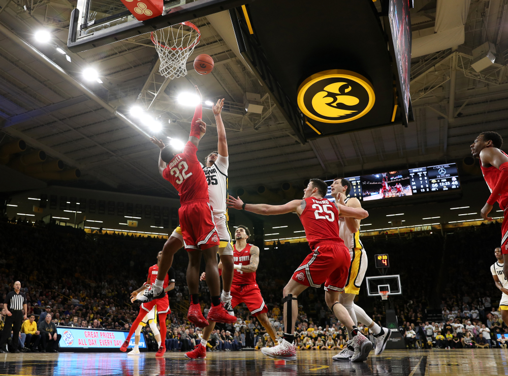 Iowa Hawkeyes forward Cordell Pemsl (35) against the Ohio State Buckeyes Thursday, February 20, 2020 at Carver-Hawkeye Arena. (Brian Ray/hawkeyesports.com)
