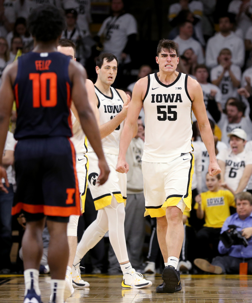 Iowa Hawkeyes forward Luka Garza (55) against the Illinois Fighting Illini Sunday, February 2, 2020 at Carver-Hawkeye Arena. (Brian Ray/hawkeyesports.com)