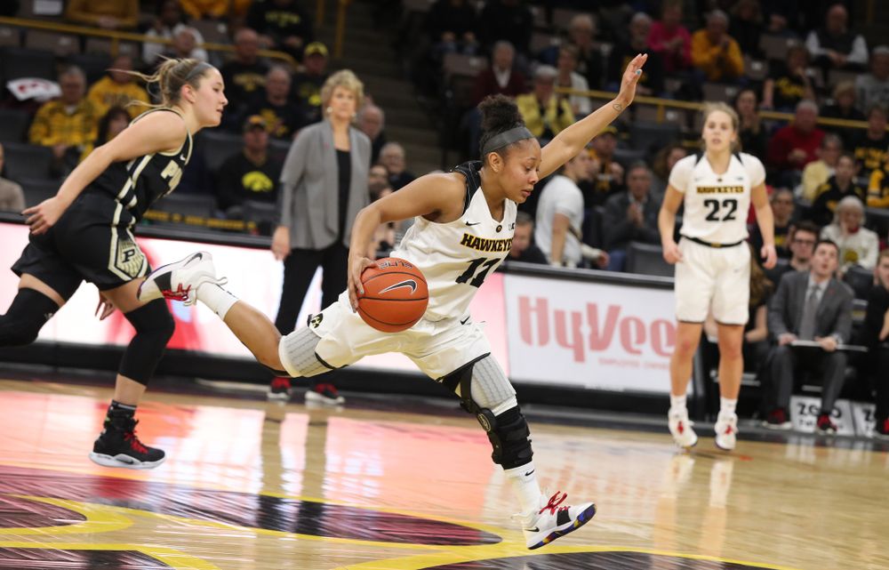 Iowa Hawkeyes guard Tania Davis (11) against the Purdue Boilermakers Sunday, January 27, 2019 at Carver-Hawkeye Arena. (Brian Ray/hawkeyesports.com)