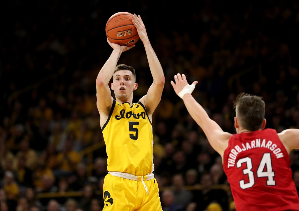 Iowa Hawkeyes guard CJ Fredrick (5) against the Nebraska Cornhuskers Saturday, February 8, 2020 at Carver-Hawkeye Arena. (Brian Ray/hawkeyesports.com)