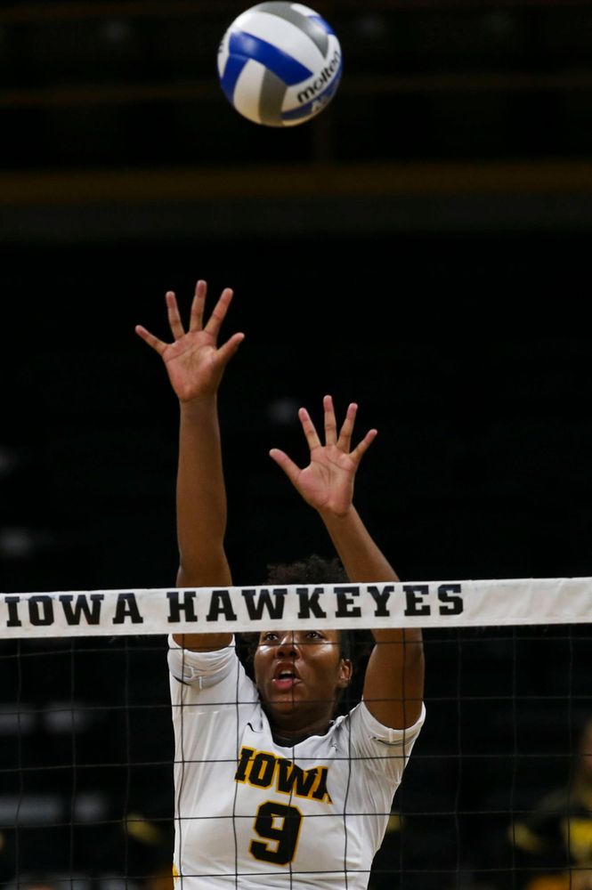 Iowa Hawkeyes middle blocker Amiya Jones (9) against Coastal Carolina Friday, September 20, 2019 at Carver-Hawkeye Arena. (Lily Smith/hawkeyesports.com)