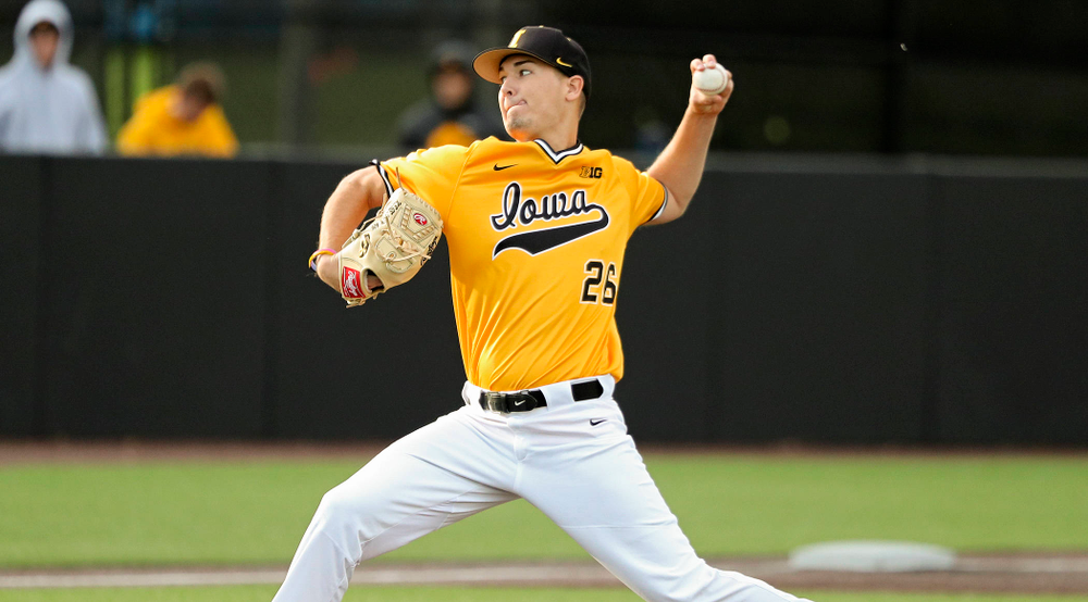 Iowa pitcher Adam Ketelsen (26) delivers to the plate during the fifth inning of the first game of the Black and Gold Fall World Series at Duane Banks Field in Iowa City on Tuesday, Oct 15, 2019. (Stephen Mally/hawkeyesports.com)