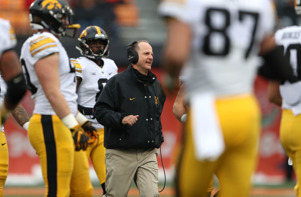 Iowa Hawkeyes defensive coordinator Phil Parker against the Illinois Fighting Illini Saturday, November 17, 2018 at Memorial Stadium in Champaign, Ill. (Brian Ray/hawkeyesports.com)