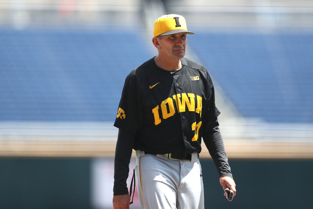 Iowa Hawkeyes head coach Rick Heller against the Nebraska Cornhuskers in the first round of the Big Ten Baseball Tournament Friday, May 24, 2019 at TD Ameritrade Park in Omaha, Neb. (Brian Ray/hawkeyesports.com)