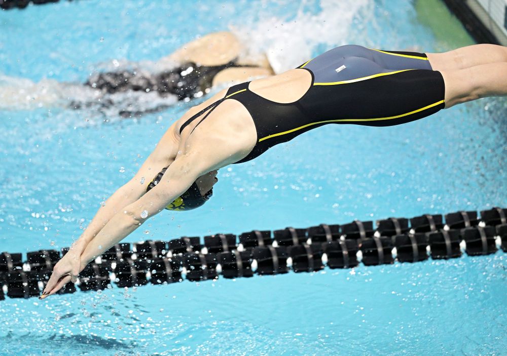 Iowa’s Allyssa Fluit swims the 800 yard freestyle relay event during the 2020 Big Ten Women’s Swimming and Diving Championships at the Campus Recreation and Wellness Center in Iowa City on Wednesday, February 19, 2020. (Stephen Mally/hawkeyesports.com)