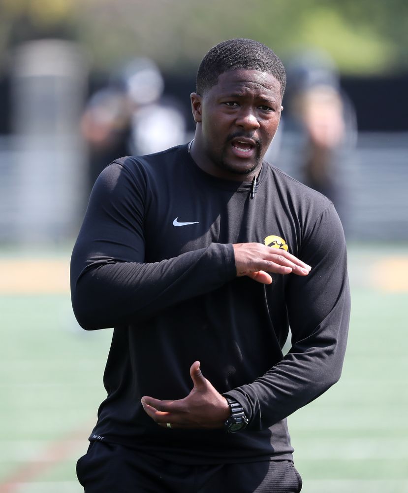 Iowa Hawkeyes running backs coach Derrick Foster during the third practice of fall camp Sunday, August 5, 2018 at the Kenyon Football Practice Facility. (Brian Ray/hawkeyesports.com)