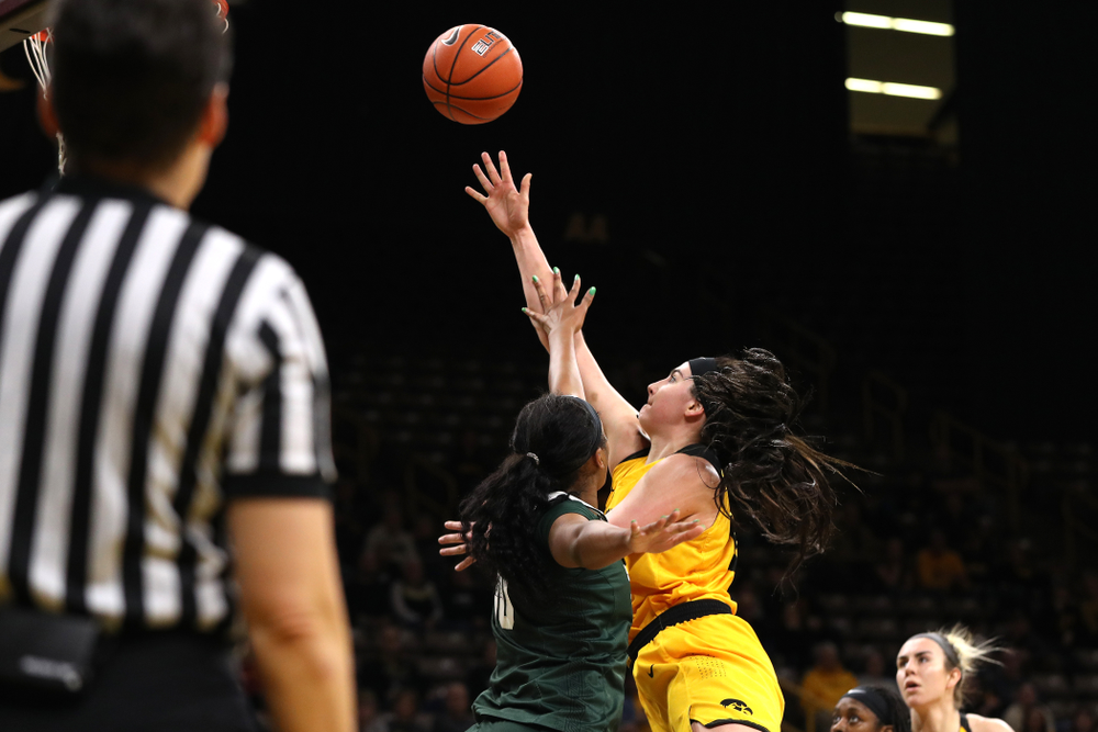 Iowa Hawkeyes forward Megan Gustafson (10) against the Michigan State Spartans Thursday, February 7, 2019 at Carver-Hawkeye Arena. (Brian Ray/hawkeyesports.com)