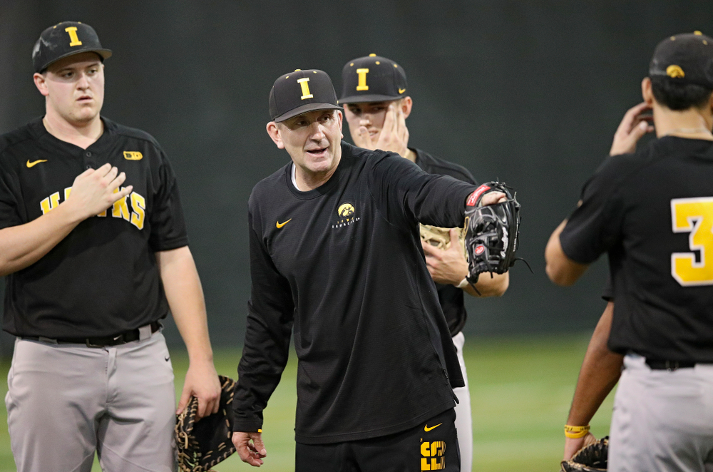 Iowa Hawkeyes head coach Rick Heller talks to his players during practice at the Hansen Football Performance Center in Iowa City on Friday, January 24, 2020. (Stephen Mally/hawkeyesports.com)