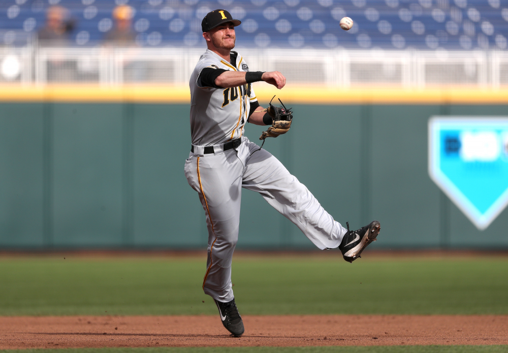 Iowa Hawkeyes Tanner Wetrich (16) against the Indiana Hoosiers in the first round of the Big Ten Baseball Tournament Wednesday, May 22, 2019 at TD Ameritrade Park in Omaha, Neb. (Brian Ray/hawkeyesports.com)