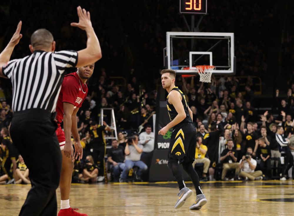Iowa Hawkeyes guard Jordan Bohannon (3) against the Indiana Hoosiers Friday, February 22, 2019 at Carver-Hawkeye Arena. (Brian Ray/hawkeyesports.com)