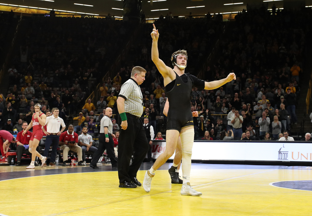 Iowa's Mitch Bowman wrestles Indiana's Jacob Covaciu at 174 pounds Friday, February 15, 2019 at Carver-Hawkeye Arena. (Brian Ray/hawkeyesports.com)