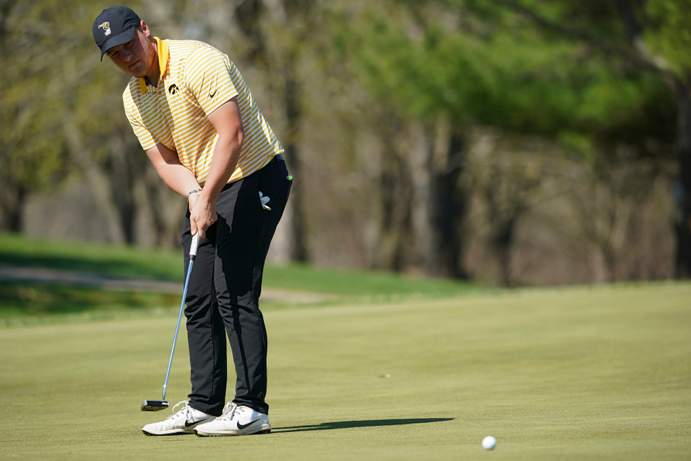 Iowa's Alex Schaake putts during the third round of the Hawkeye Invitational at Finkbine Golf Course in Iowa City on Sunday, Apr. 21, 2019. (Stephen Mally/hawkeyesports.com)