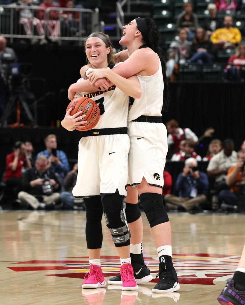 against the Indiana Hoosiers in the quarterfinals of the Big Ten Tournament Friday, March 8, 2019 at Bankers Life Fieldhouse in Indianapolis, Ind. (Brian Ray/hawkeyesports.com)