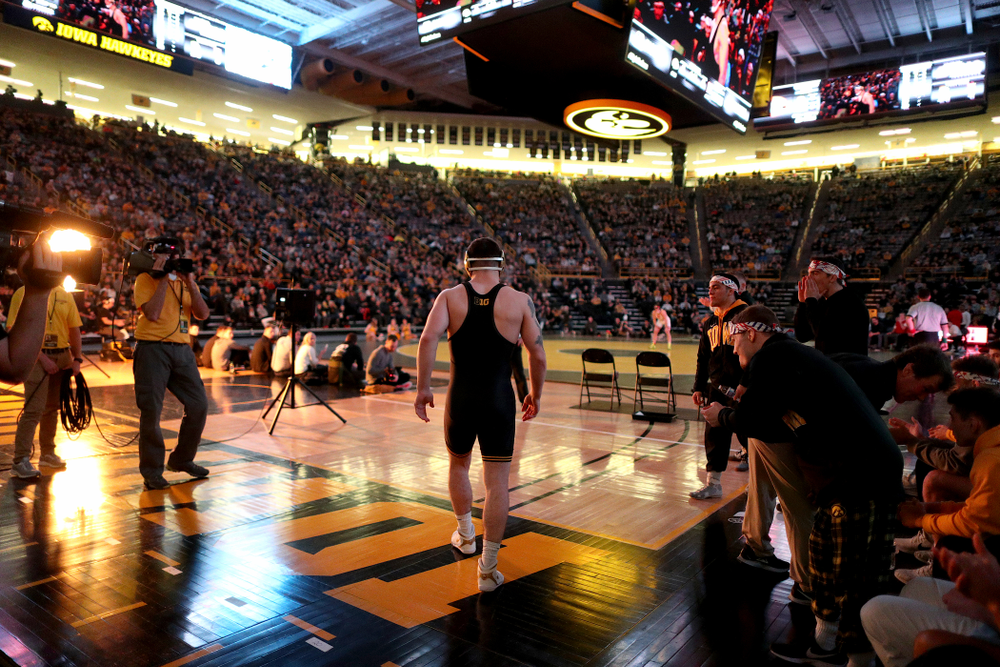 Iowa’s Abe Assad wrestles Nebraska’s Taylor Venz at 184 pounds Saturday, January 18, 2020 at Carver-Hawkeye Arena. Assad won the match 6-4. (Brian Ray/hawkeyesports.com)