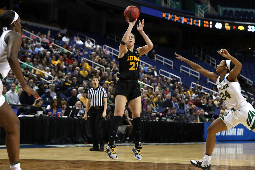 Iowa Hawkeyes forward Hannah Stewart (21) against the Baylor Lady Bears in the regional final of the 2019 NCAA Women's College Basketball Tournament Monday, April 1, 2019 at Greensboro Coliseum in Greensboro, NC.(Brian Ray/hawkeyesports.com)