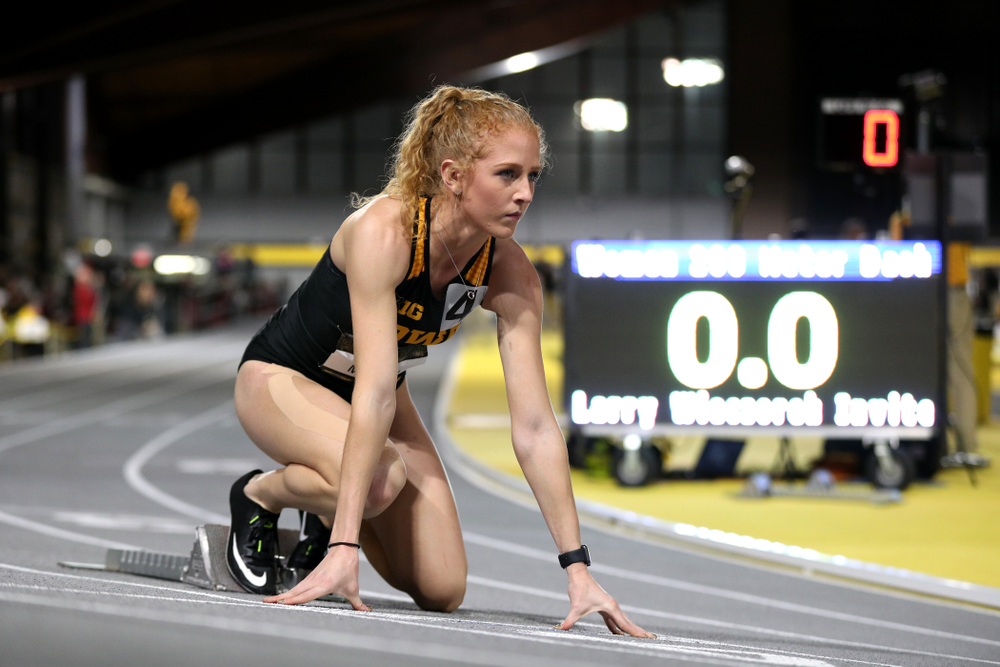 Iowa's Kylie Morken runs the 200-meters during the 2019 Larry Wieczorek Invitational Friday, January 18, 2019 at the Hawkeye Tennis and Recreation Center. (Brian Ray/hawkeyesports.com)