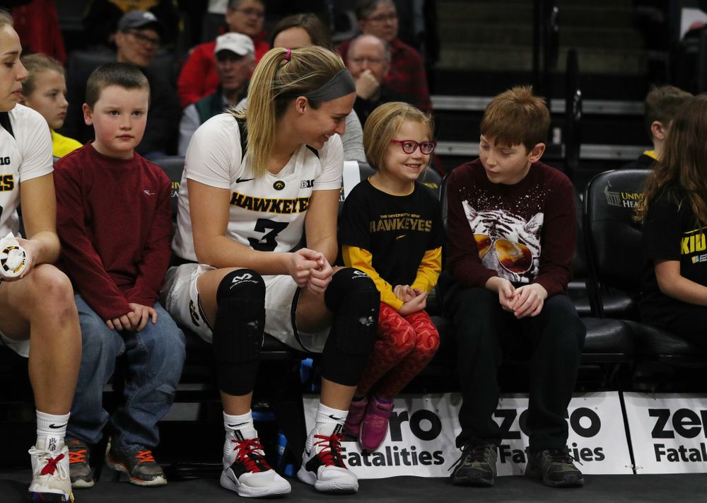 Iowa Hawkeyes guard Makenzie Meyer (3) against the Purdue Boilermakers Sunday, January 27, 2019 at Carver-Hawkeye Arena. (Brian Ray/hawkeyesports.com)