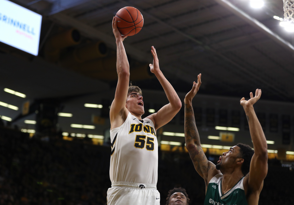 Iowa Hawkeyes forward Luka Garza (55) against UW Green Bay Sunday, November 11, 2018 at Carver-Hawkeye Arena. (Brian Ray/hawkeyesports.com)