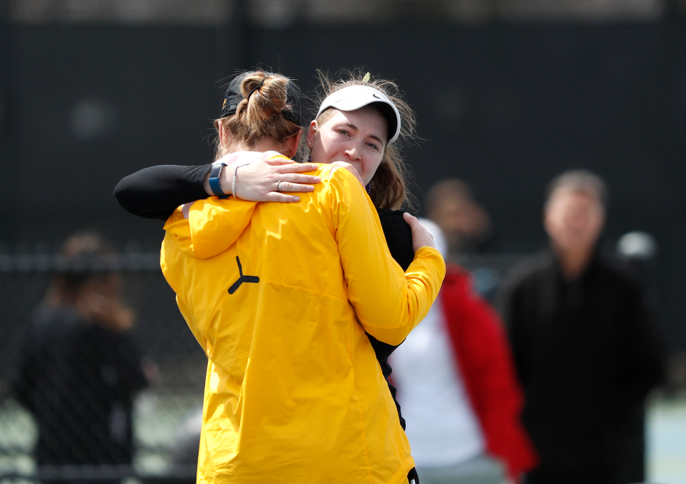 Iowa's Anastasia Reimchen against the Wisconsin Badgers Sunday, April 22, 2018 at the Hawkeye Tennis and Recreation Center. (Brian Ray/hawkeyesports.com)