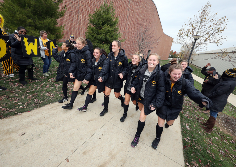 The Iowa Hawkeyes arrive for their game against Penn State in the 2019 Big Ten Field Hockey Tournament Championship Game Sunday, November 10, 2019 in State College. (Brian Ray/hawkeyesports.com)