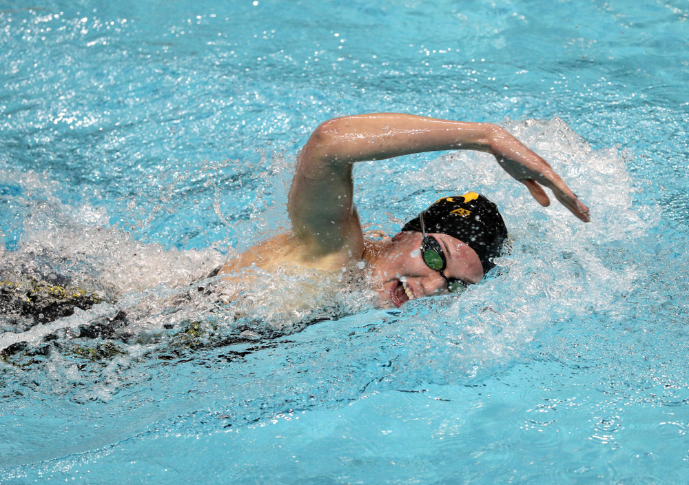 Iowa's Allyssa Fluit swims the 200-yard freestyle against the Iowa State Cyclones in the Iowa Corn Cy-Hawk Series Friday, December 7, 2018 at at the Campus Recreation and Wellness Center. (Brian Ray/hawkeyesports.com)