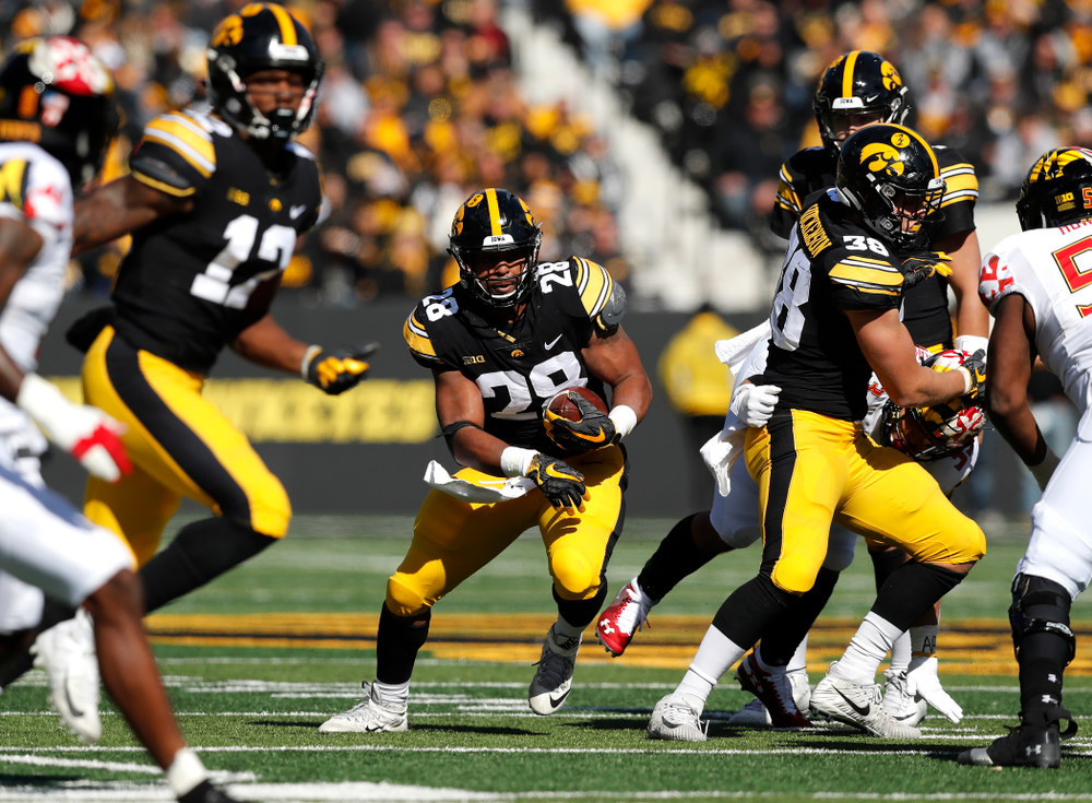 Iowa Hawkeyes running back Toren Young (28) against the Maryland Terrapins Saturday, October 20, 2018 at Kinnick Stadium (Brian Ray/hawkeyesports.com)