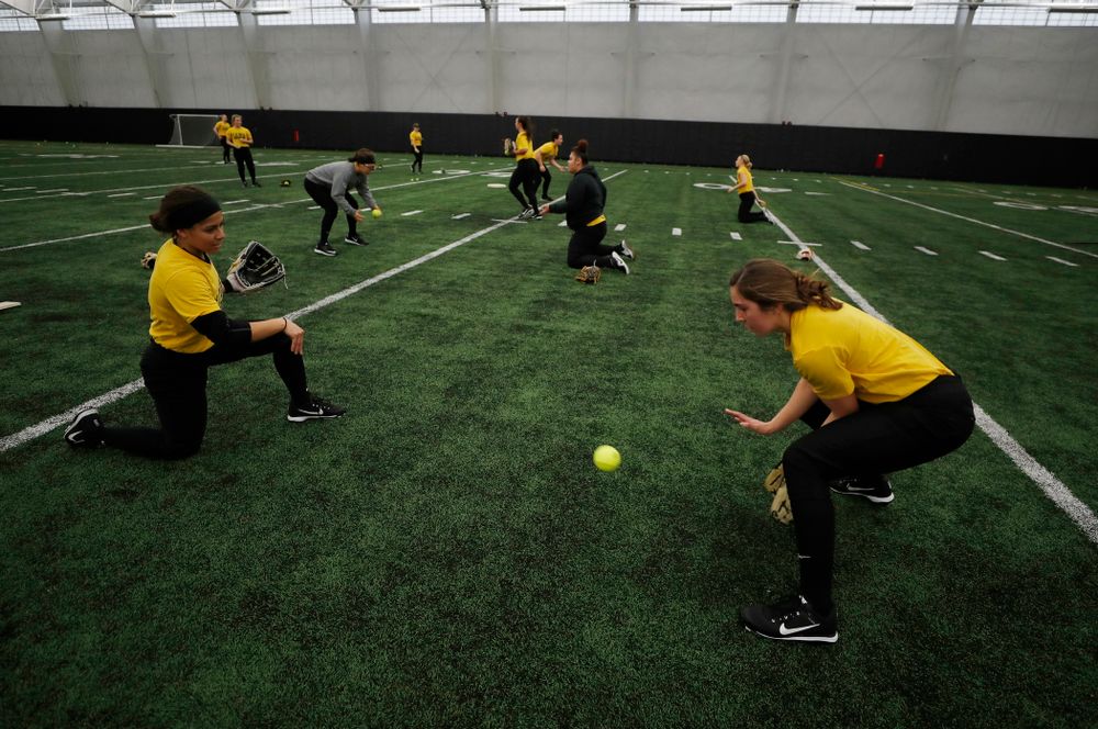The Iowa Hawkeye practice Thursday, February 1, 2018 at the Hawkeye Tennis and Recreation Complex. (Brian Ray/hawkeyesports.com)