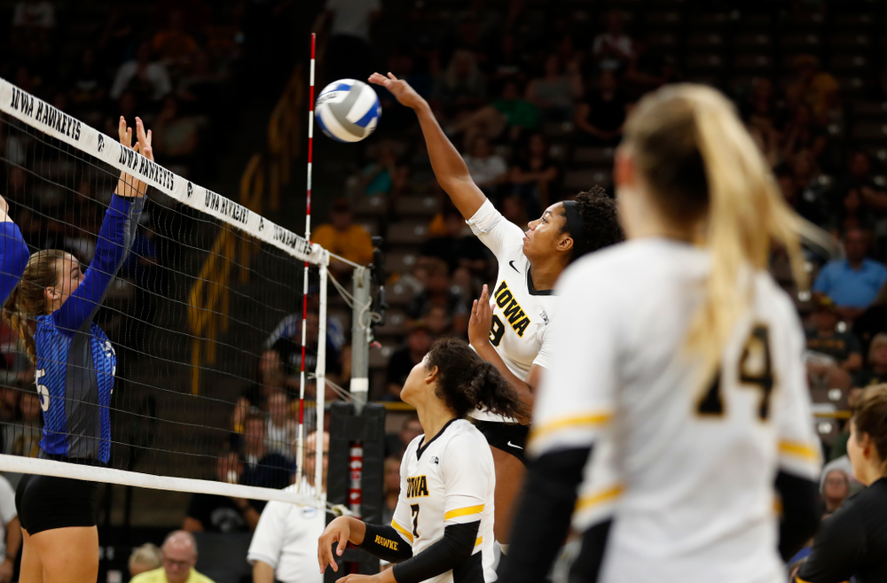 Iowa Hawkeyes middle blocker Amiya Jones (9) against Eastern Illinois Sunday, September 9, 2018 at Carver-Hawkeye Arena. (Brian Ray/hawkeyesports.com)