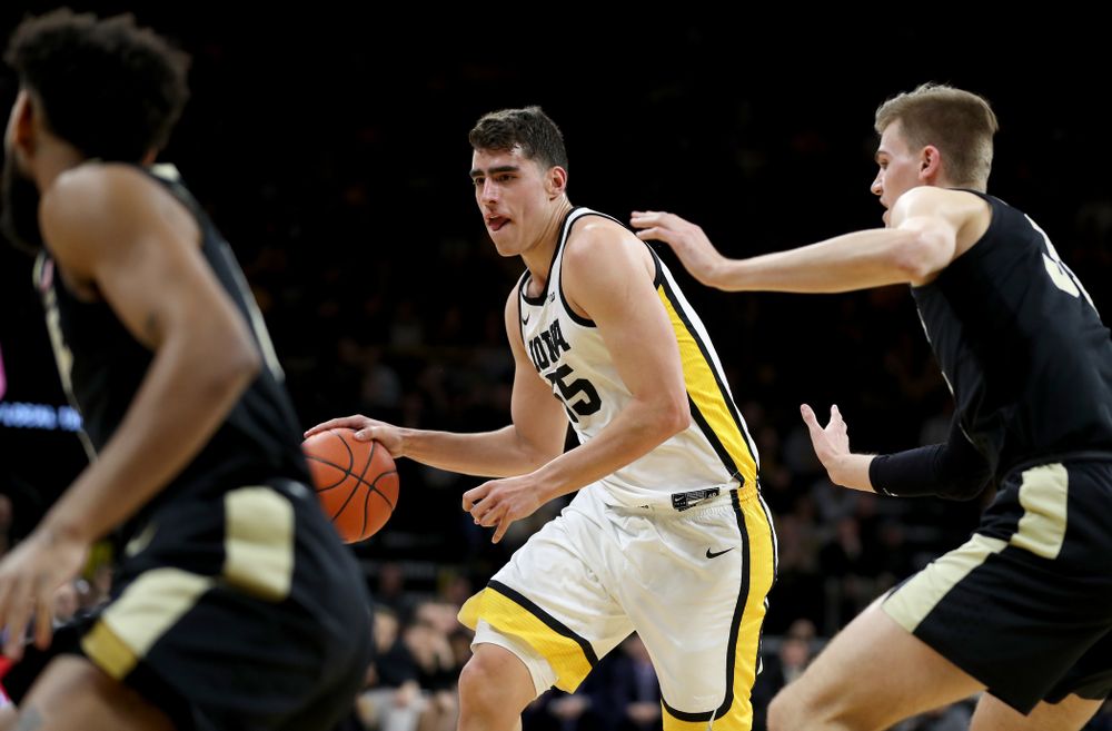 Iowa Hawkeyes forward Luka Garza (55) against the Purdue Boilermakers Tuesday, March 3, 2020 at Carver-Hawkeye Arena. (Brian Ray/hawkeyesports.com)