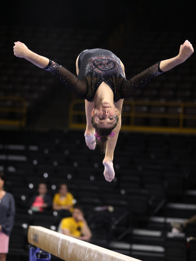 Iowa's Bridget Killian competes on the beam during their meet against the Minnesota Golden Gophers Saturday, January 19, 2019 at Carver-Hawkeye Arena. (Brian Ray/hawkeyesports.com)