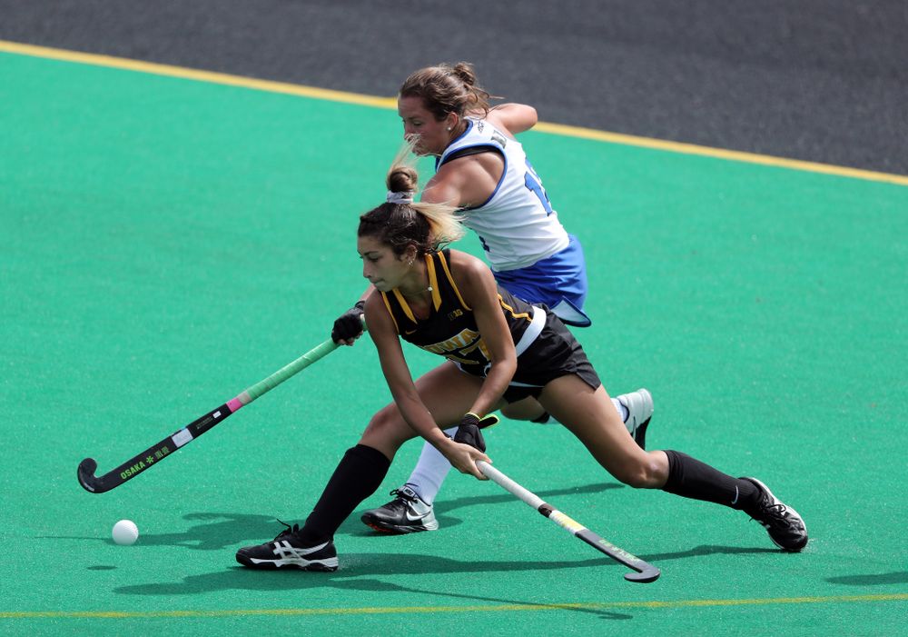 Iowa Hawkeyes forward Ciara Smith (17) against the Duke Blue Devils Sunday, September 15, 2019 at Grant Field. (Brian Ray/hawkeyesports.com)