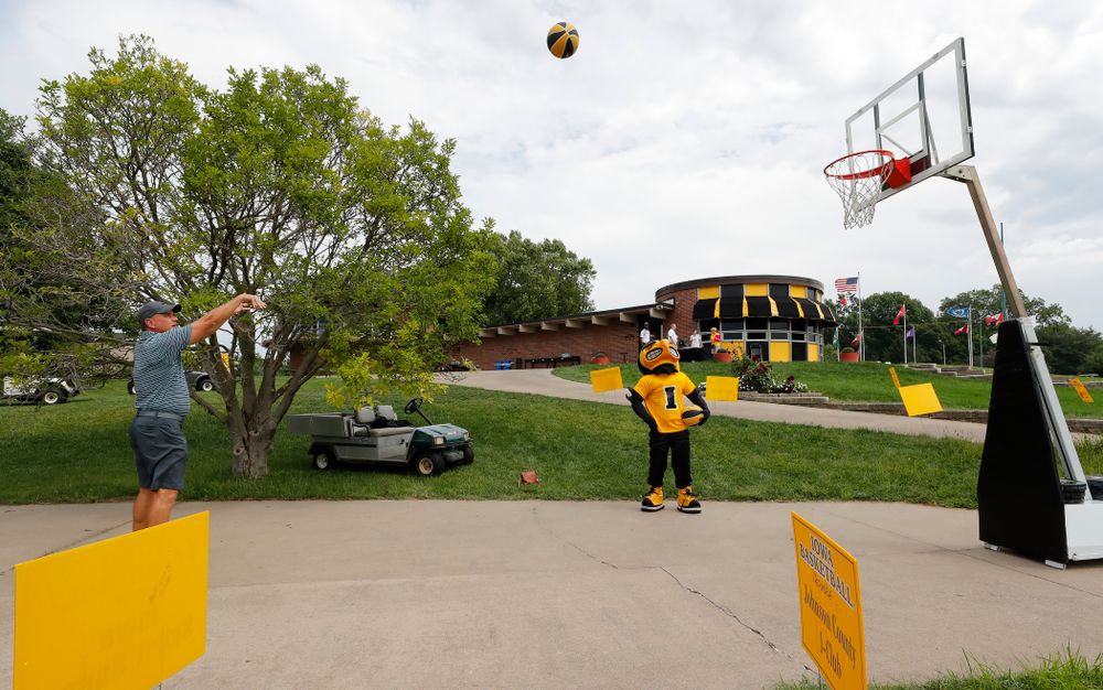The 2018 Chris Street Memorial Golf Outing Monday, August 27, 2018 at Finkbine Golf Course. (Brian Ray/hawkeyesports.com)