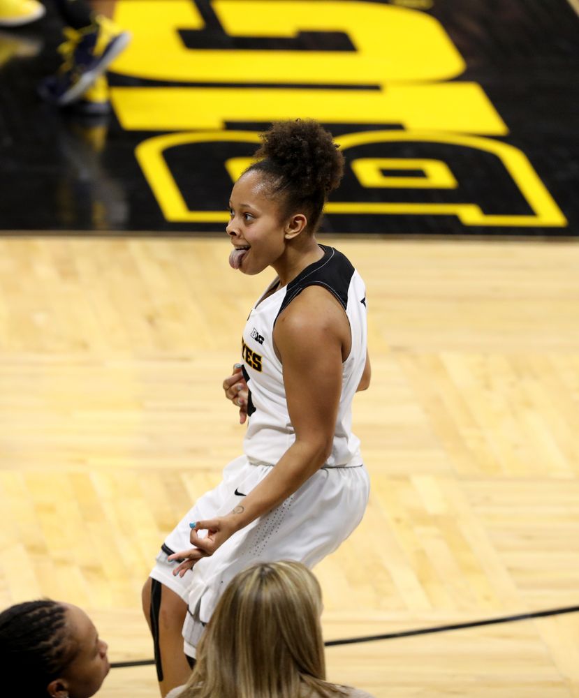 Iowa Hawkeyes guard Tania Davis (11) against the Michigan Wolverines Thursday, January 17, 2019 at Carver-Hawkeye Arena. (Brian Ray/hawkeyesports.com)