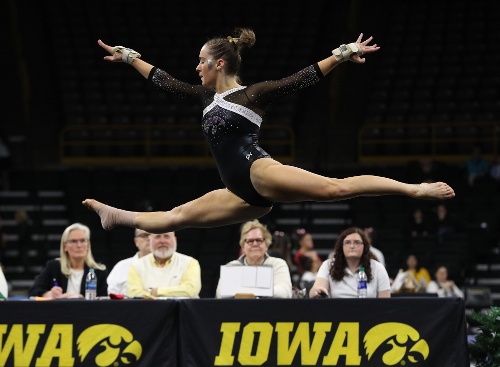 Iowa's Allie Gilchrist competes on the floor against the Rutgers Scarlet Knights Saturday, January 26, 2019 at Carver-Hawkeye Arena. (Brian Ray/hawkeyesports.com)