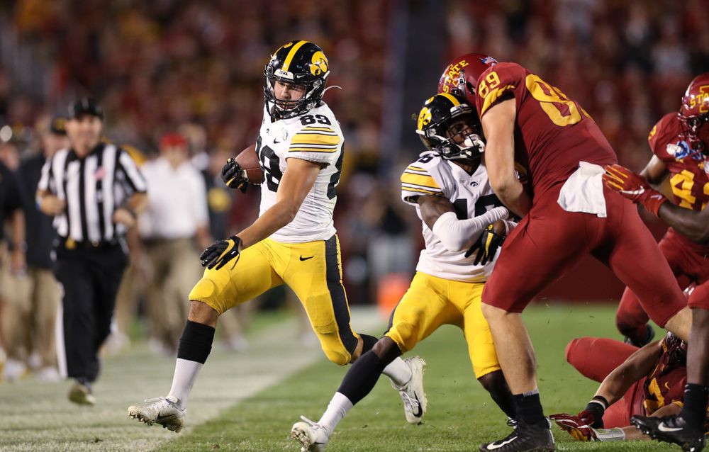Iowa Hawkeyes wide receiver Nico Ragaini (89) returns a punt against the Iowa State Cyclones Saturday, September 14, 2019 in Ames, Iowa. (Brian Ray/hawkeyesports.com)