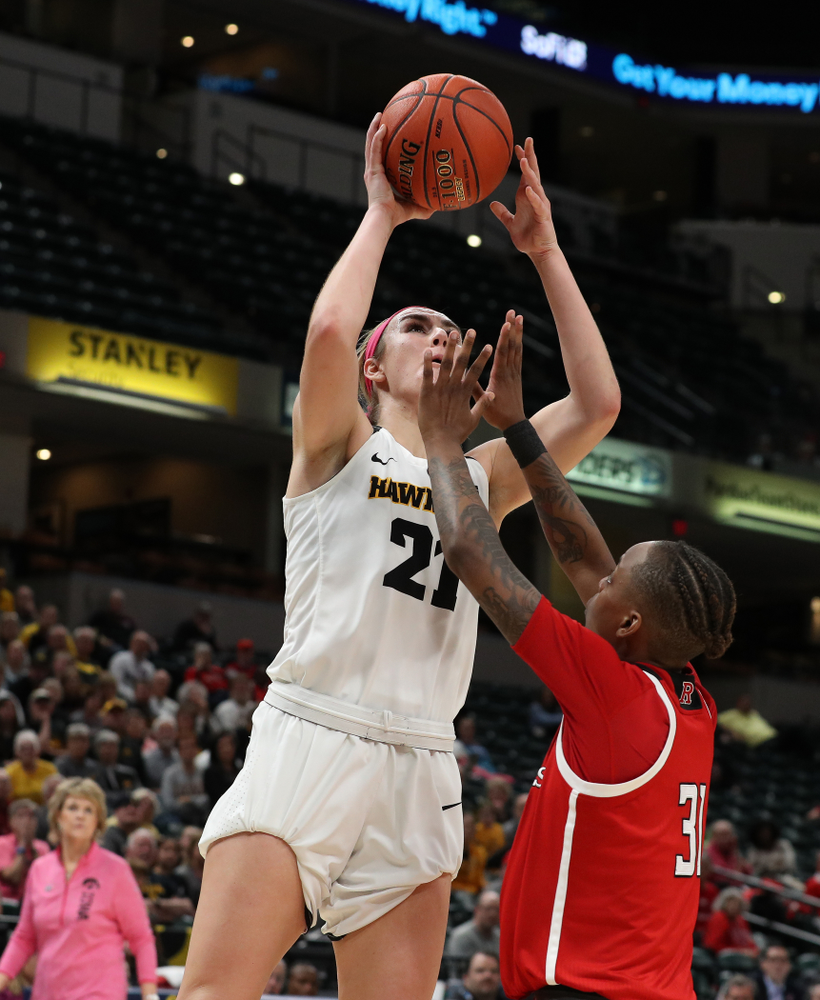 Iowa Hawkeyes forward Hannah Stewart (21) against the Rutgers Scarlet Knights in the semi-finals of the Big Ten Tournament Saturday, March 9, 2019 at Bankers Life Fieldhouse in Indianapolis, Ind. (Brian Ray/hawkeyesports.com)