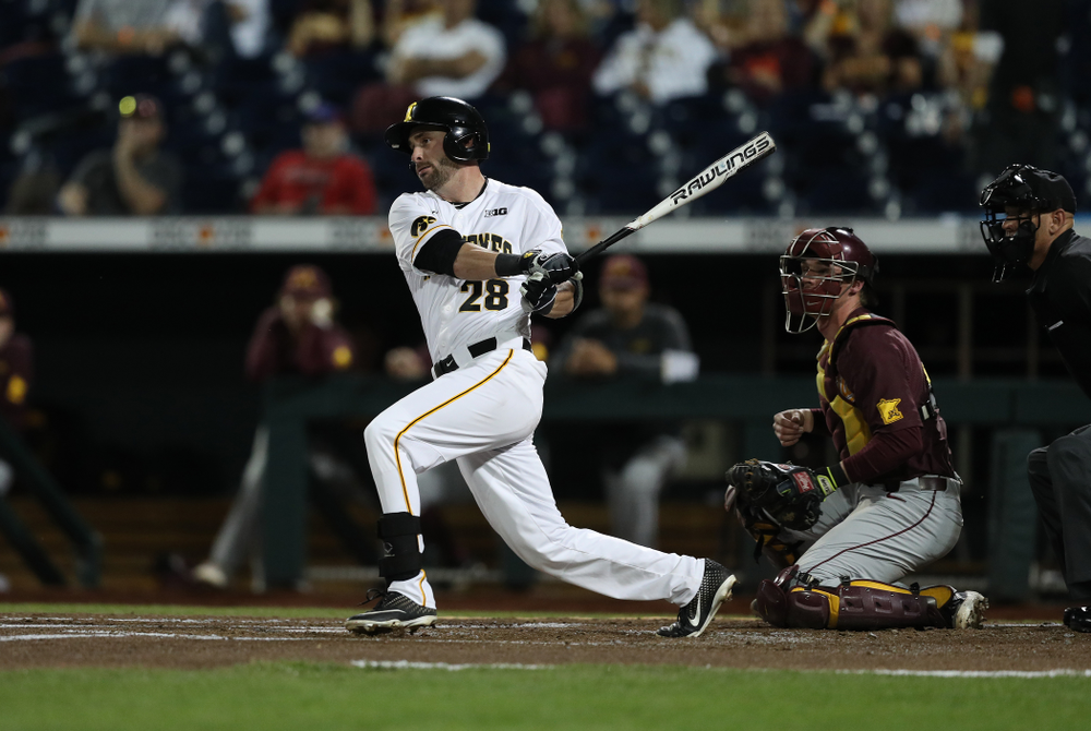 Iowa Hawkeyes Chris Whelan (28) against the Minnesota Golden Gophers in the Big Ten Baseball Tournament Friday, May 24, 2019 at TD Ameritrade Park in Omaha, Neb. (Brian Ray/hawkeyesports.com)