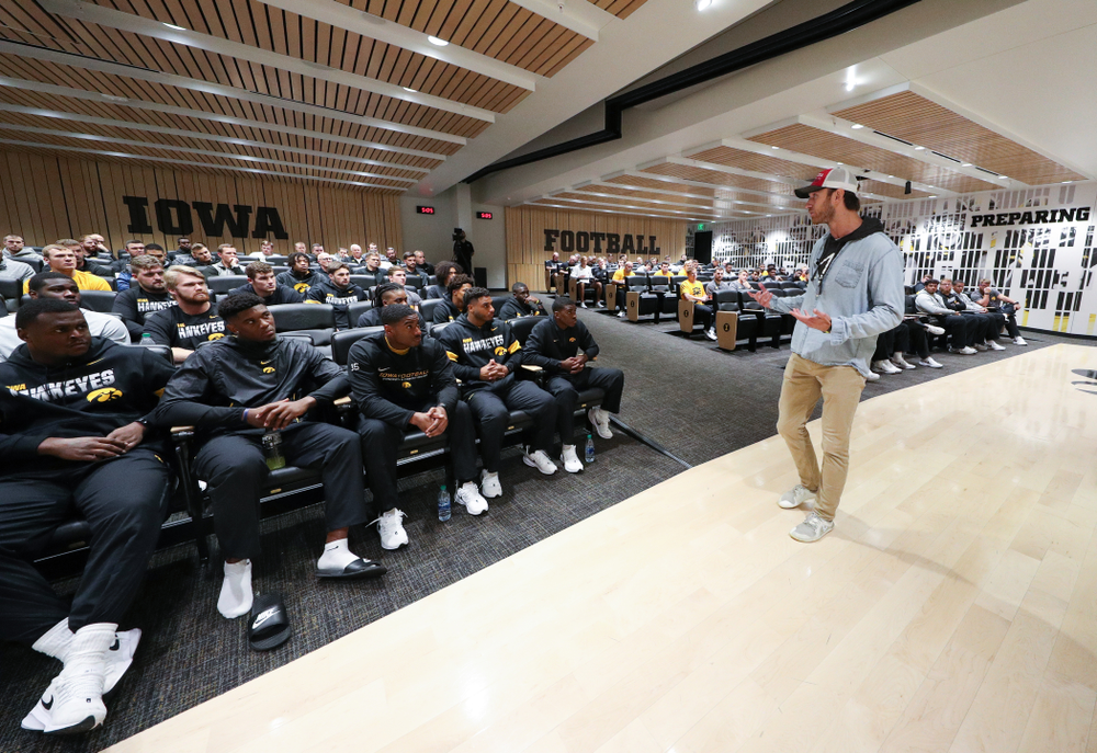 Honorary Captain Ricky Stanzi addresses the team Friday, October 11, 2019 at the Hansen Football Performance Center. (Brian Ray/hawkeyesports.com)