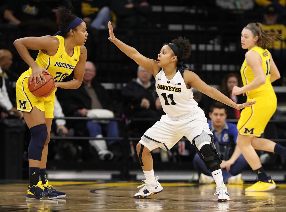 Iowa Hawkeyes guard Tania Davis (11) against the Michigan Wolverines Thursday, January 17, 2019 at Carver-Hawkeye Arena. (Brian Ray/hawkeyesports.com)